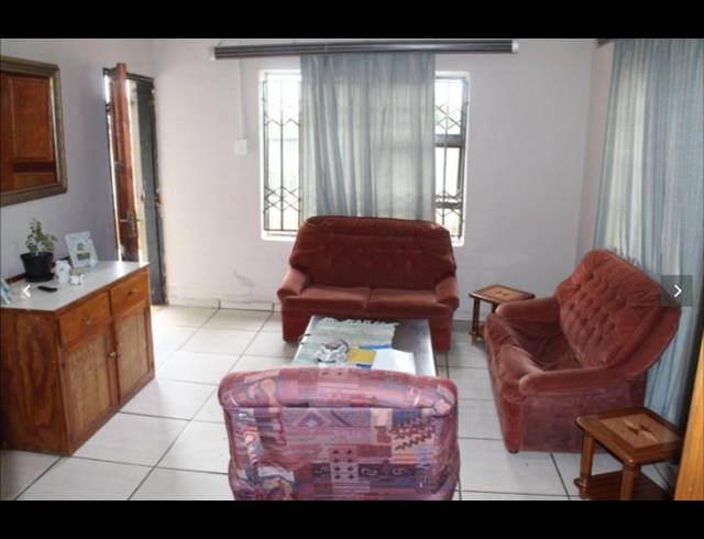 5 BEDROOM HOUSE FOR SALE IN GEDULD